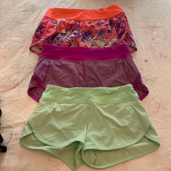 Size 12 ivviva speedy shorts - Picture 1 of 2